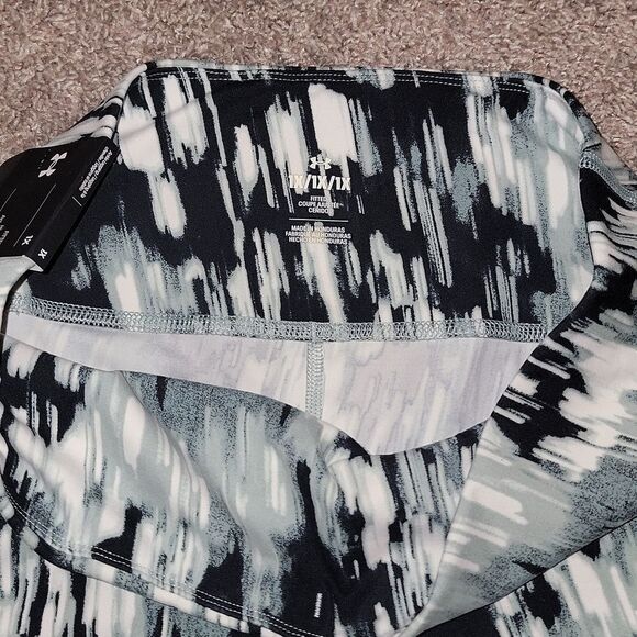 New Under Armour UA Motion Printed High Rise Ankle Leggings • Fitted • Size 1X - Picture 7 of 12